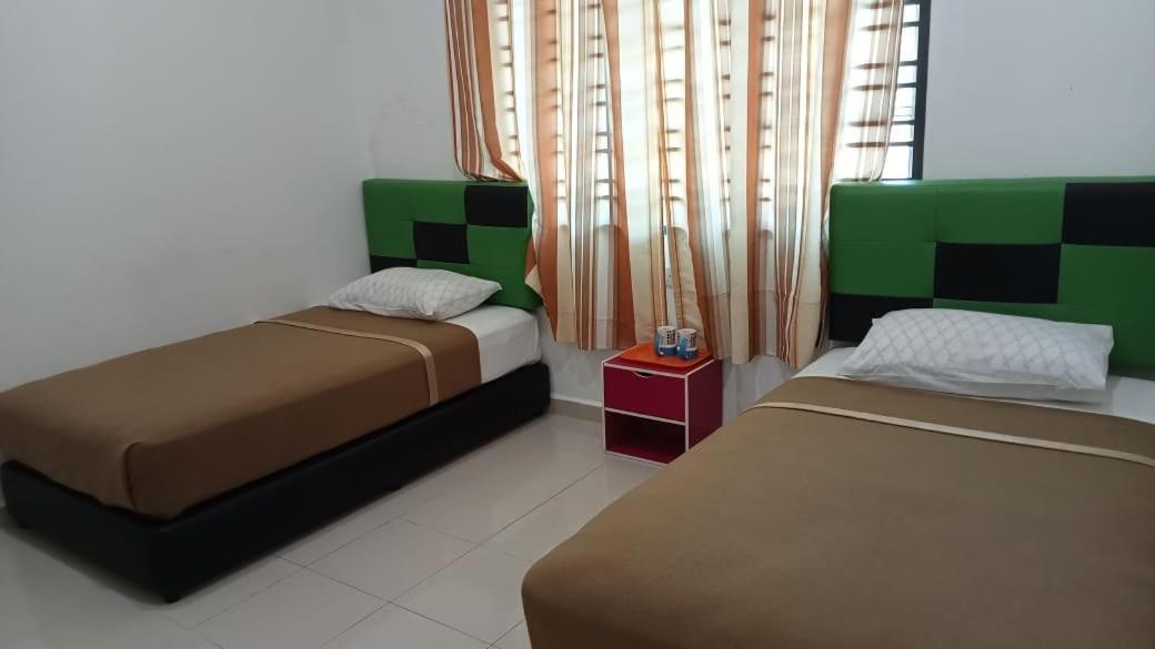 Dlayaran Villa Guest House Kuala Rompin Kültér fotó