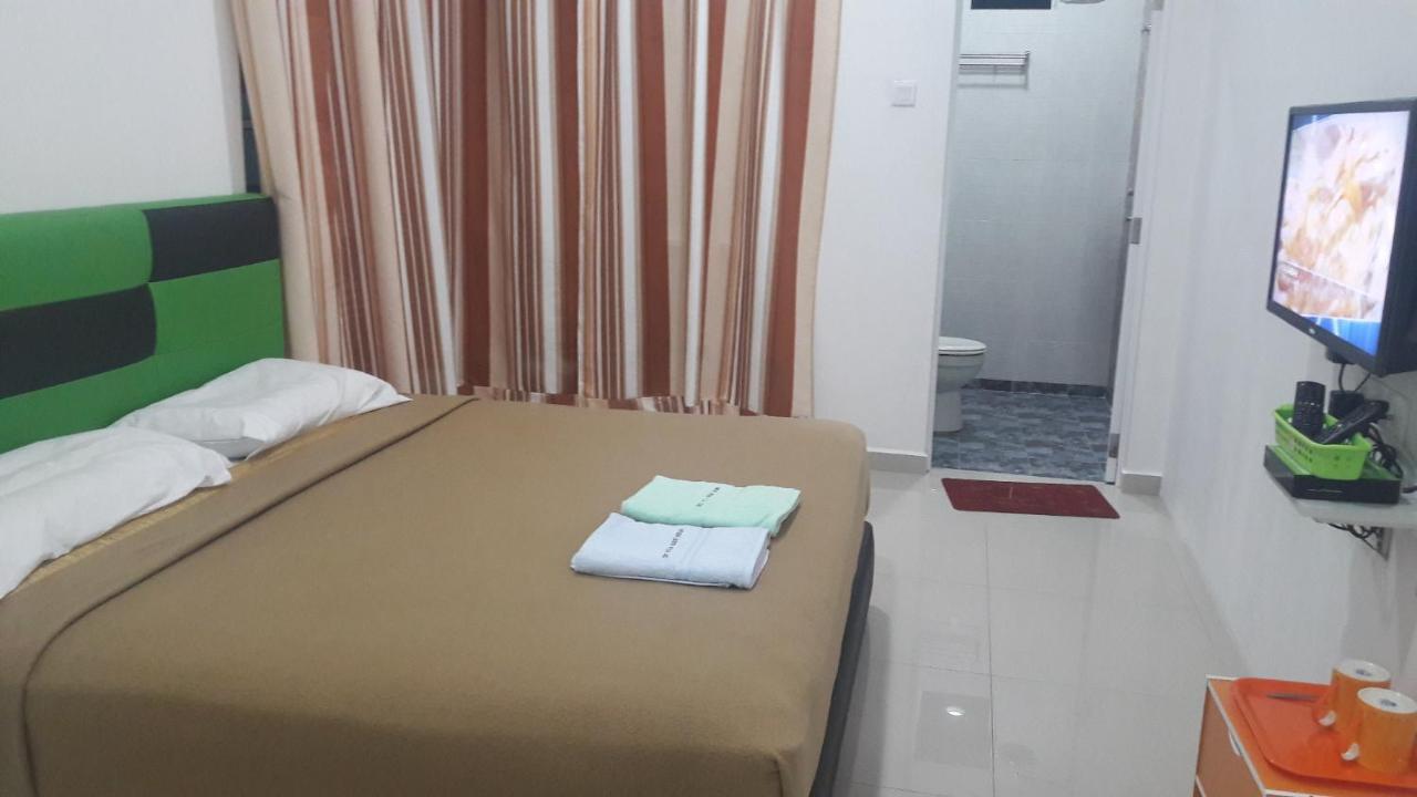 Dlayaran Villa Guest House Kuala Rompin Kültér fotó