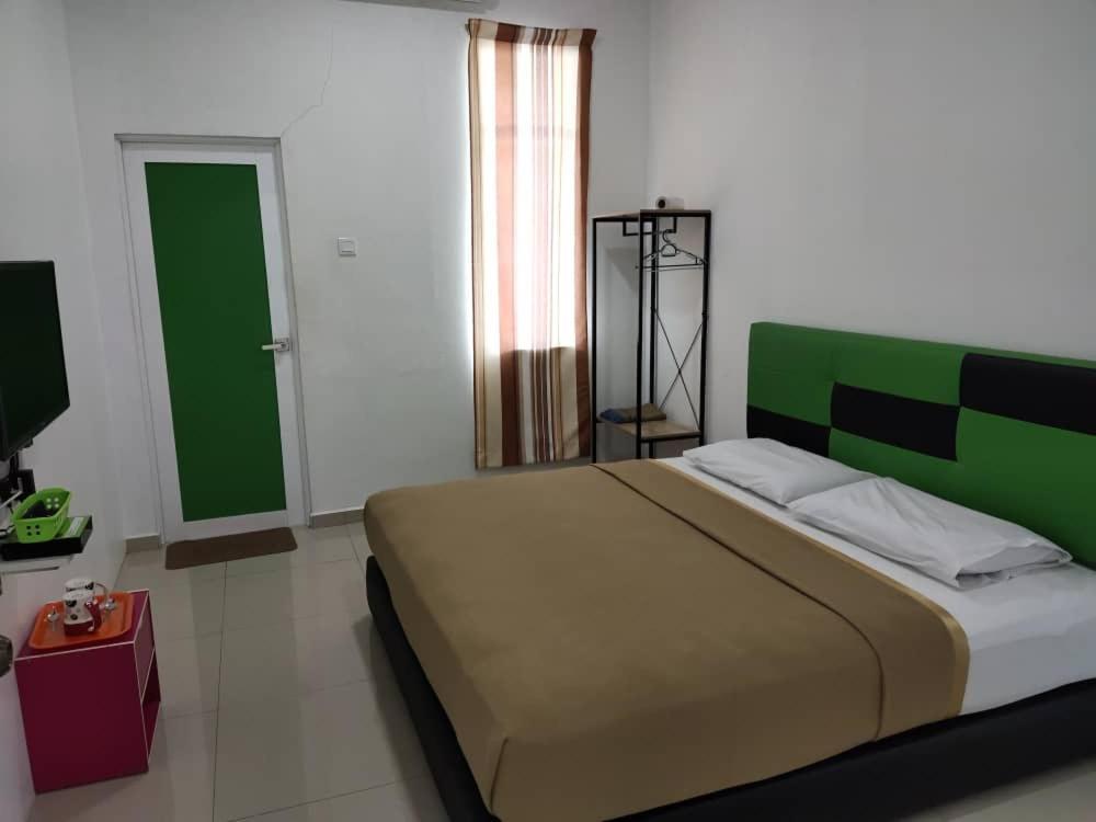 Dlayaran Villa Guest House Kuala Rompin Kültér fotó